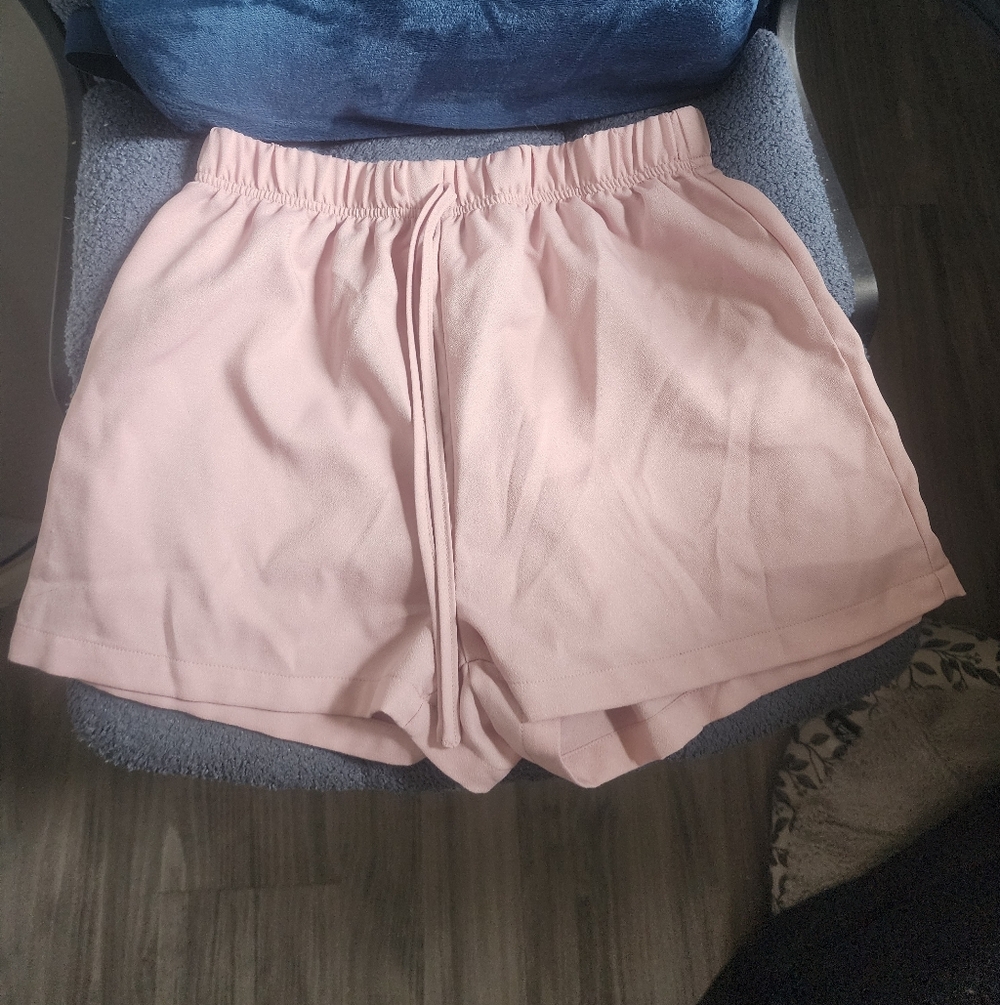SHEIN Light Pink Women's Shorts